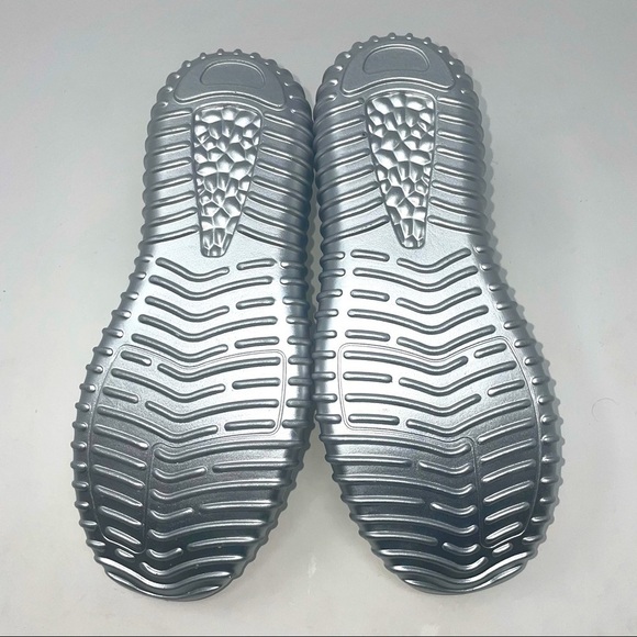 Astra 2.0 Cloud Comfort Sneakers – White & Silver, Women’s 9 / Men’s 7 - Picture 11 of 13